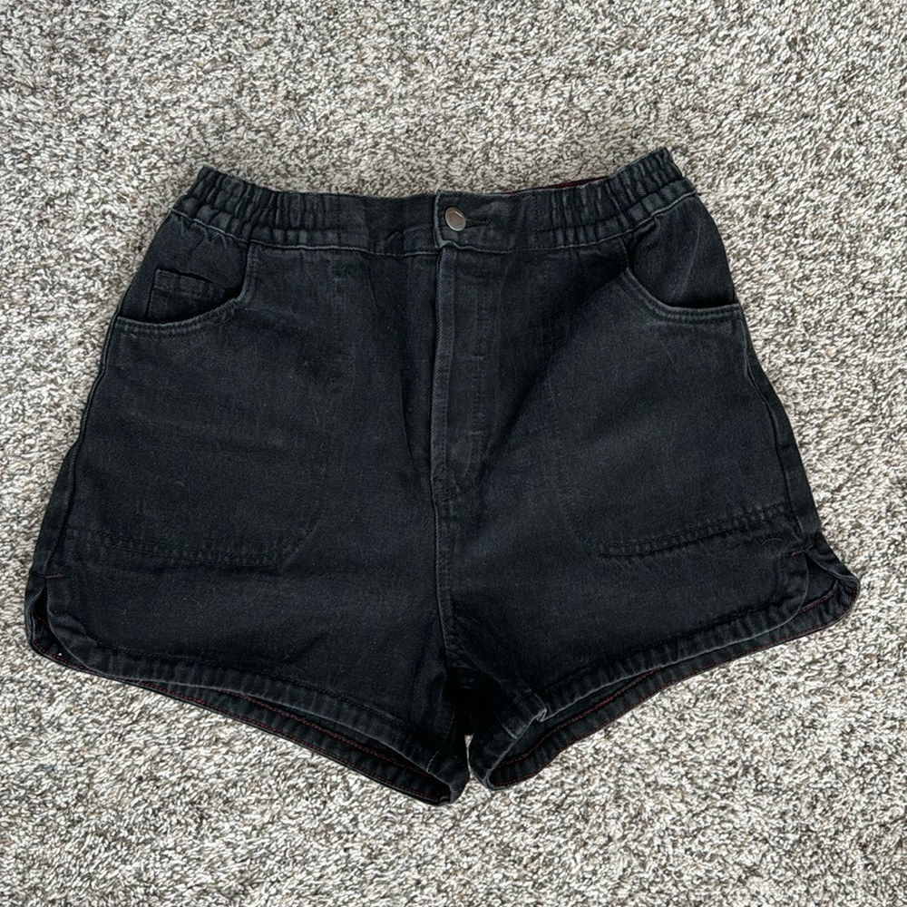 NWOT RVCA button up elastic waist high rise black denim shorts